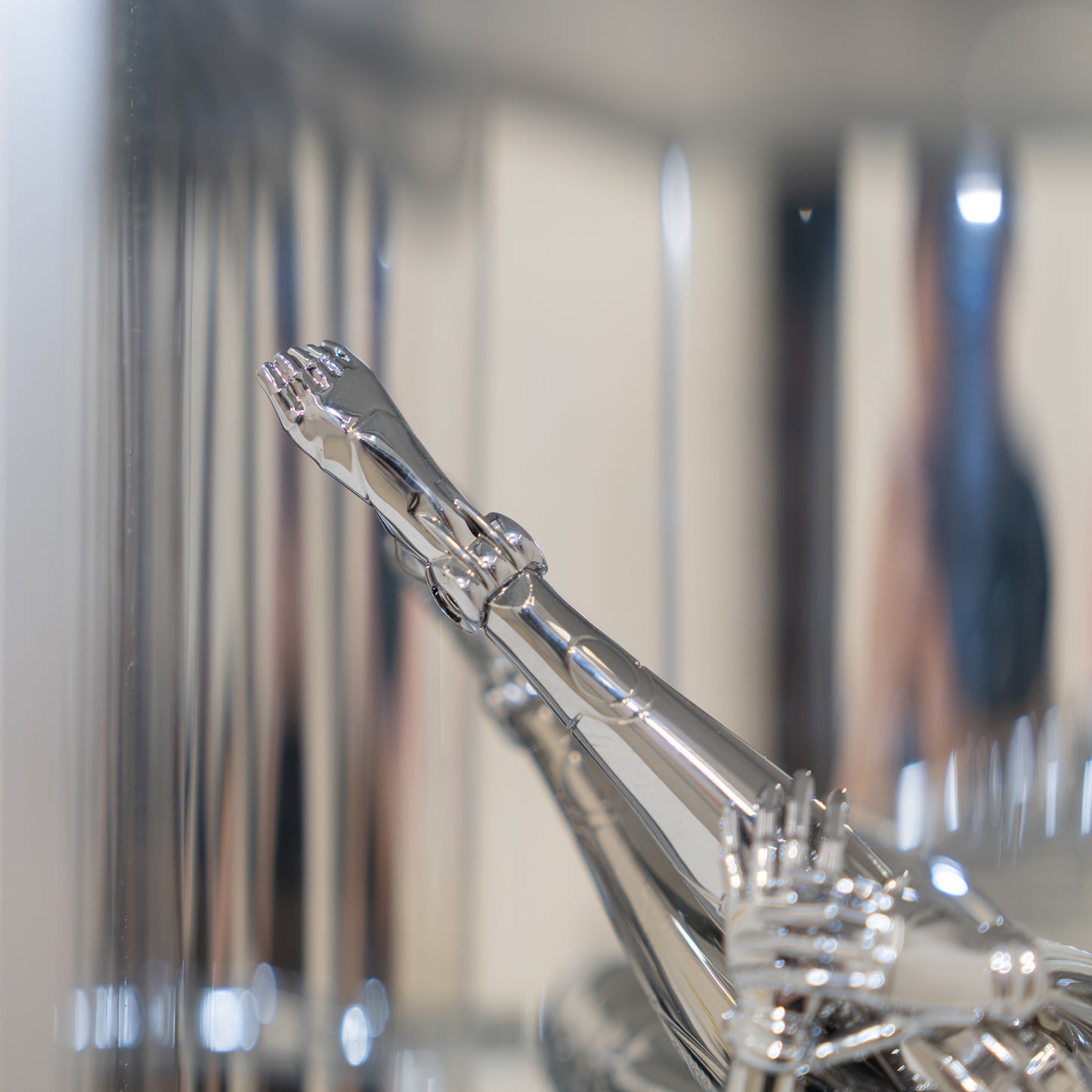 Untitled_Sexy Robot_Space traveler 1/8 scale infinity box